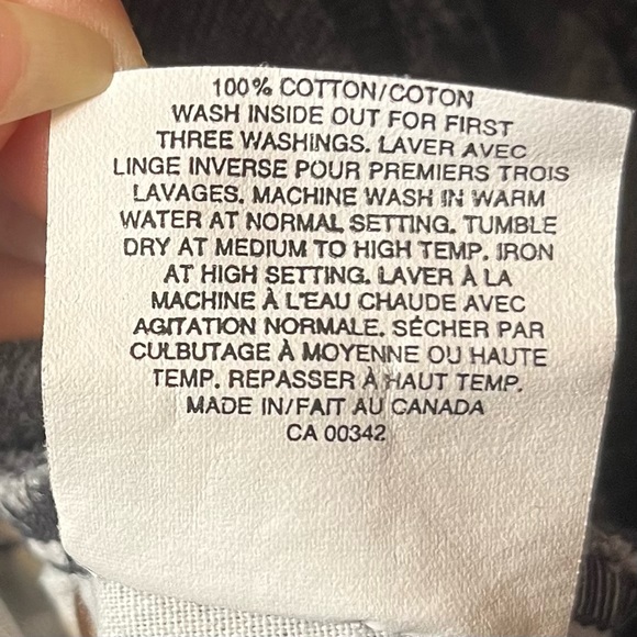 Vintage Levi’s 634 High Rise Black Jeans Made in Canada | 90s | 26 x 31.5 - Picture 8 of 8